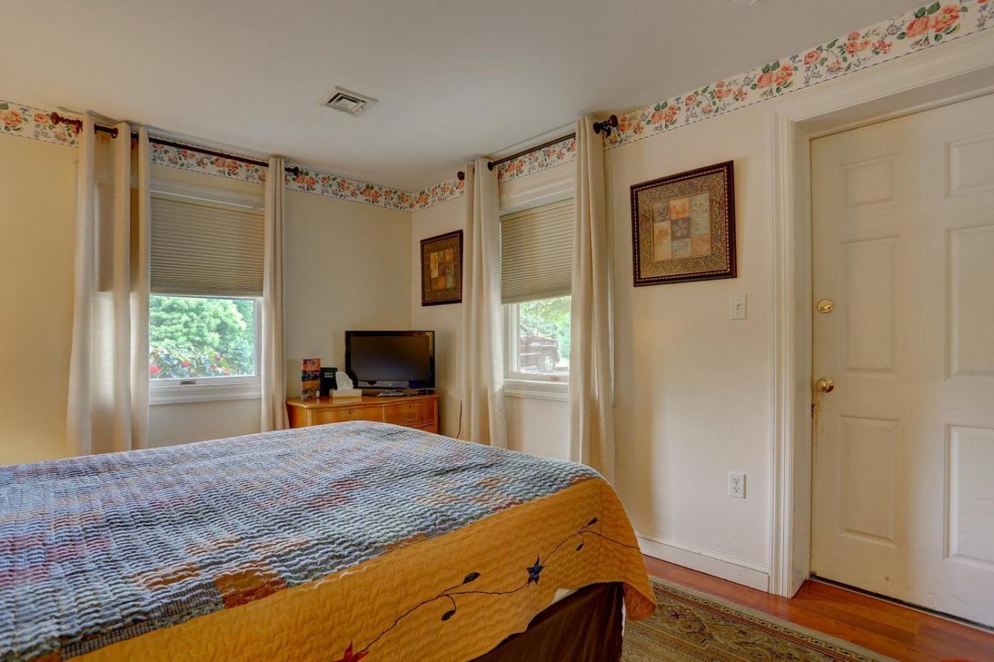 Greystone Manor Bed & Breakfast Bird-in-Hand Экстерьер фото