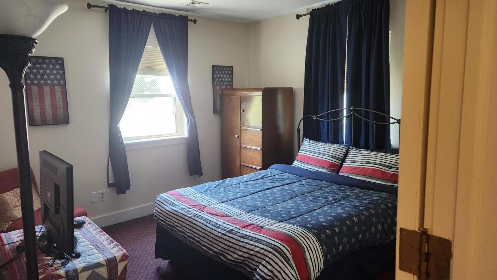 Greystone Manor Bed & Breakfast Bird-in-Hand Экстерьер фото