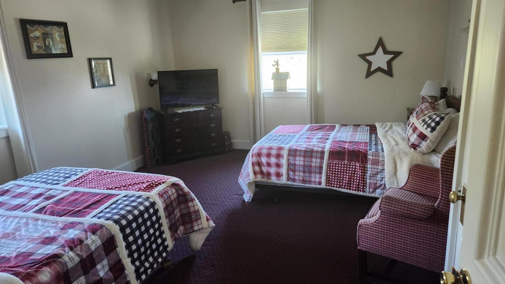 Greystone Manor Bed & Breakfast Bird-in-Hand Экстерьер фото