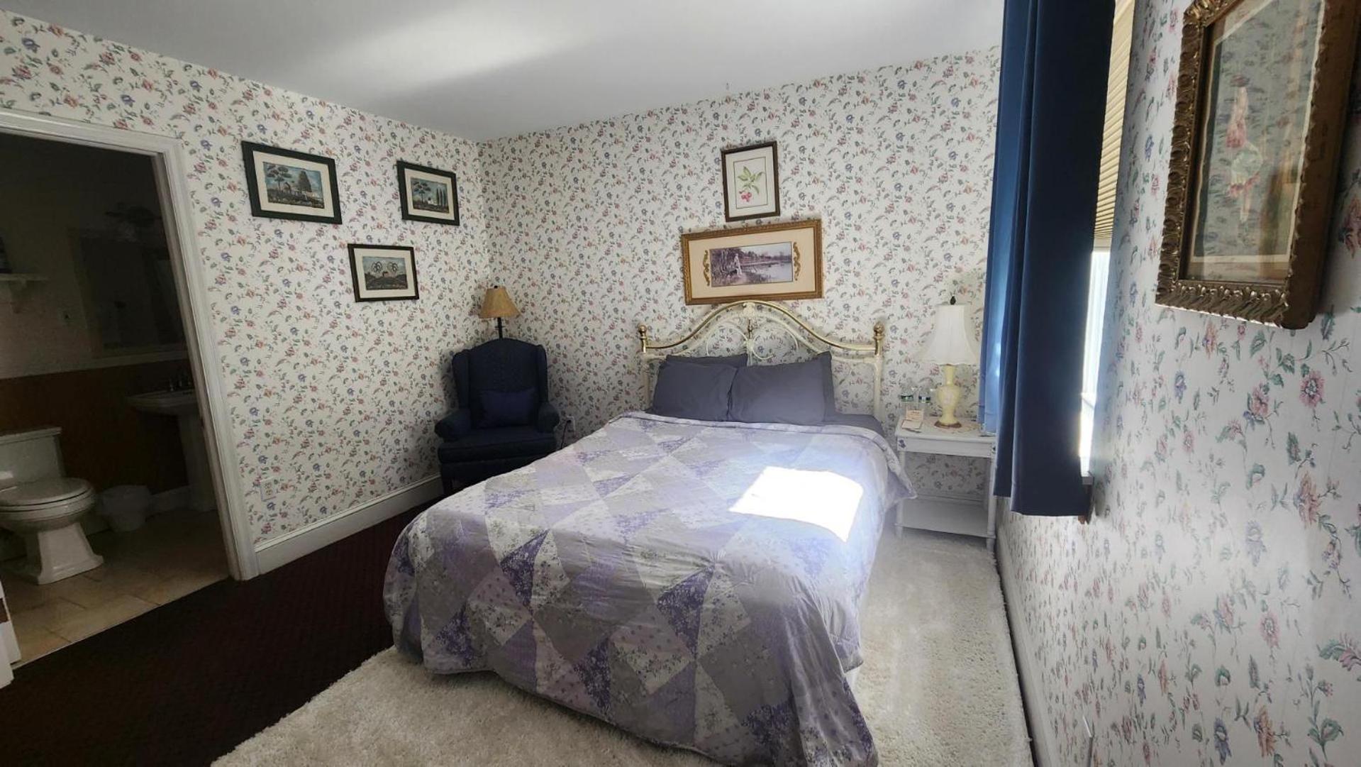 Greystone Manor Bed & Breakfast Bird-in-Hand Экстерьер фото