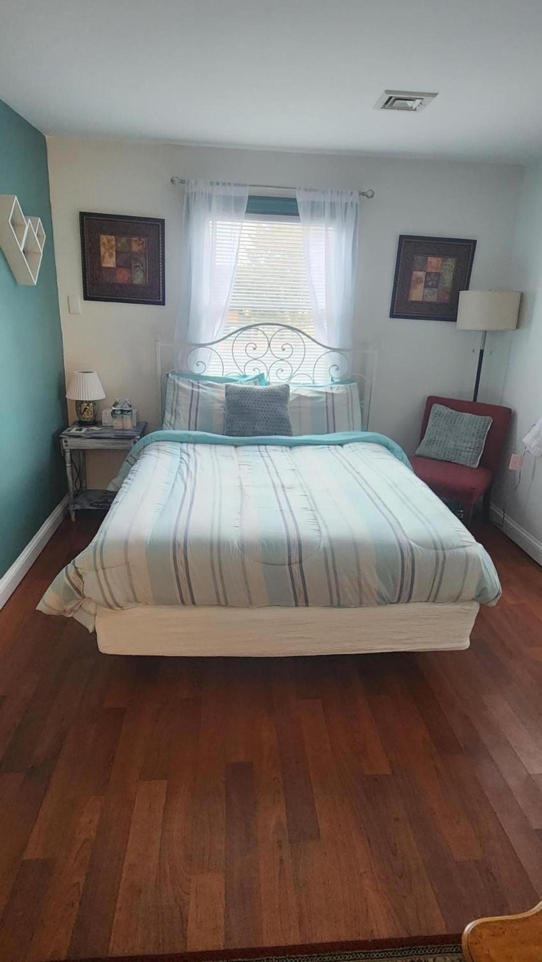 Greystone Manor Bed & Breakfast Bird-in-Hand Экстерьер фото